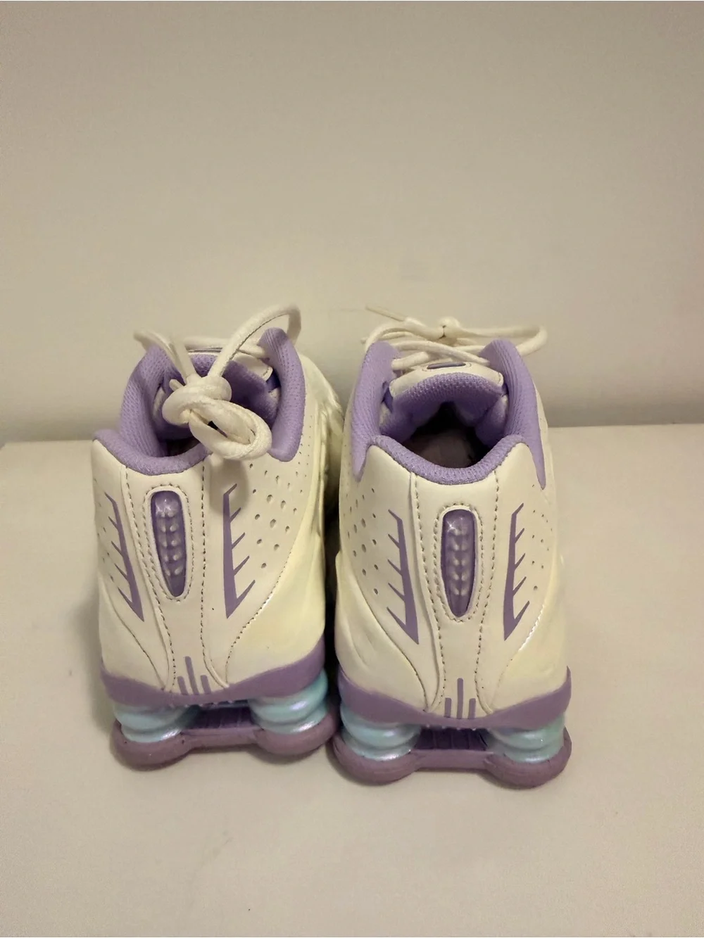 Nike Women's Cream and Lavender Low-Profile Sneakers